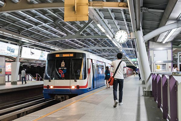 พิธีถวายพระเพลิงพระบรมศพ ในหลวง ร.9 พิธีถวายพระเพลิงพระบรมศพ ในหลวง ร.9