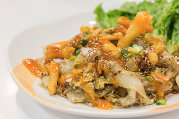 ร้านก๋วยเตี๋ยวคั่วไก่ ร้านก๋วยเตี๋ยวคั่วไก่