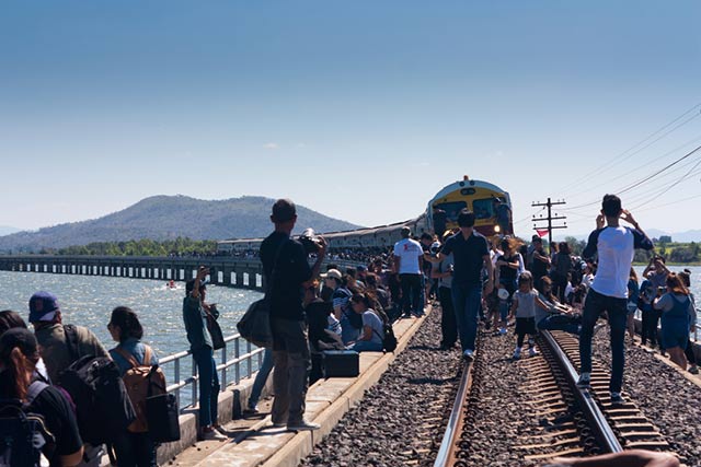 รถไฟเที่ยวเขื่อนป่าสักชลสิทธิ์ รถไฟเที่ยวเขื่อนป่าสักชลสิทธิ์