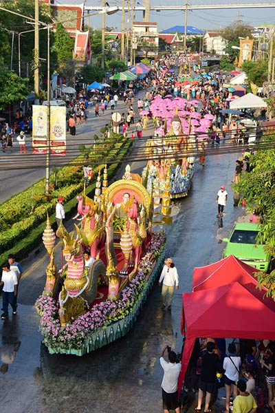 งานประเพณีสงกรานต์พระประแดง 2560 งานประเพณีสงกรานต์พระประแดง 2560