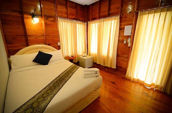 ที่พักขนอม ติดทะเล ที่พักขนอม ติดทะเล