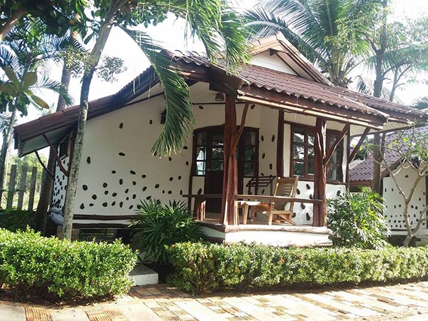 ที่พักขนอม ติดทะเล ที่พักขนอม ติดทะเล
