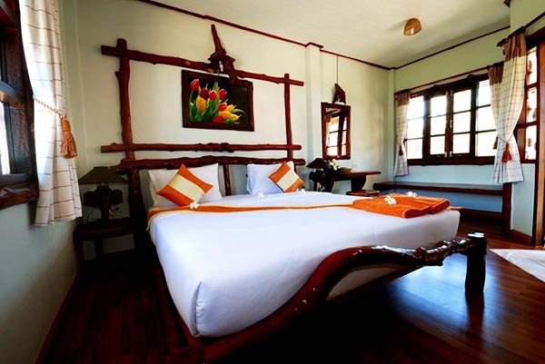ที่พักขนอม ติดทะเล ที่พักขนอม ติดทะเล