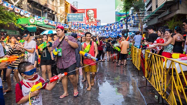 ถนนข้าวเย็นฉ่ำสี่ภาคทั่วไทย ถนนข้าวเย็นฉ่ำสี่ภาคทั่วไทย