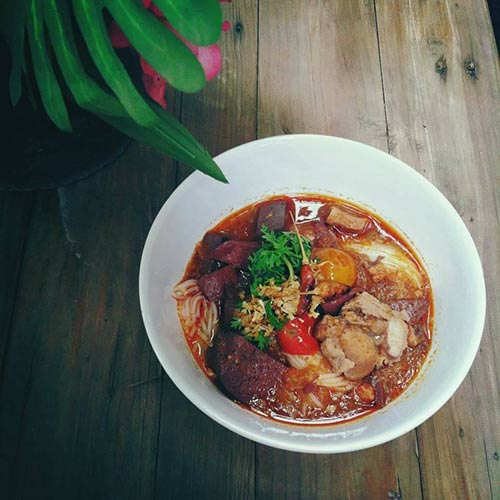 ร้านอาหารลำพูน ร้านอาหารลำพูน