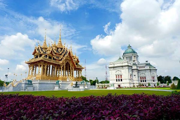 พระที่นั่งอนันตสมาคม พระที่นั่งอนันตสมาคม