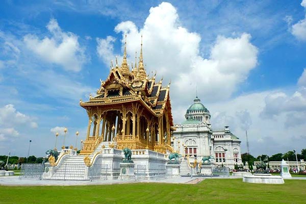 พระที่นั่งอนันตสมาคม พระที่นั่งอนันตสมาคม