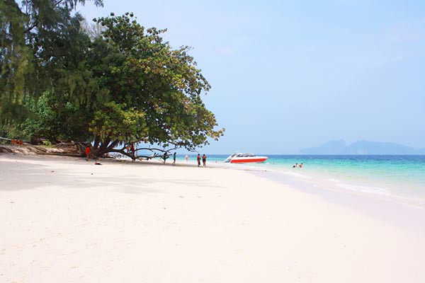 สถานที่ท่องเที่ยวเกาะกระดาน สถานที่ท่องเที่ยวเกาะกระดาน