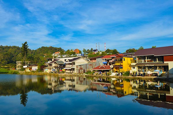 สงกรานต์เที่ยวไหนดี สงกรานต์เที่ยวไหนดี