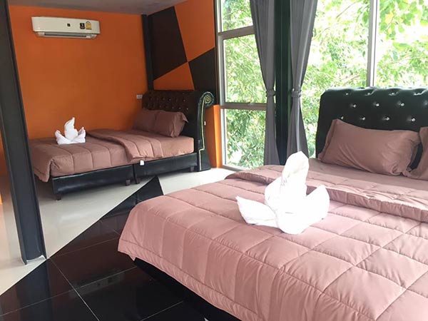 ที่พักริมน้ำ ที่พักริมน้ำ