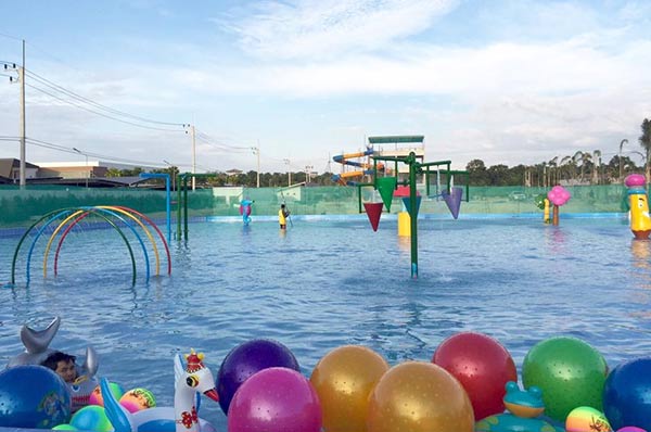 สวนน้ำจันท์ Bunny Bloom Park สวนน้ำจันท์ Bunny Bloom Park