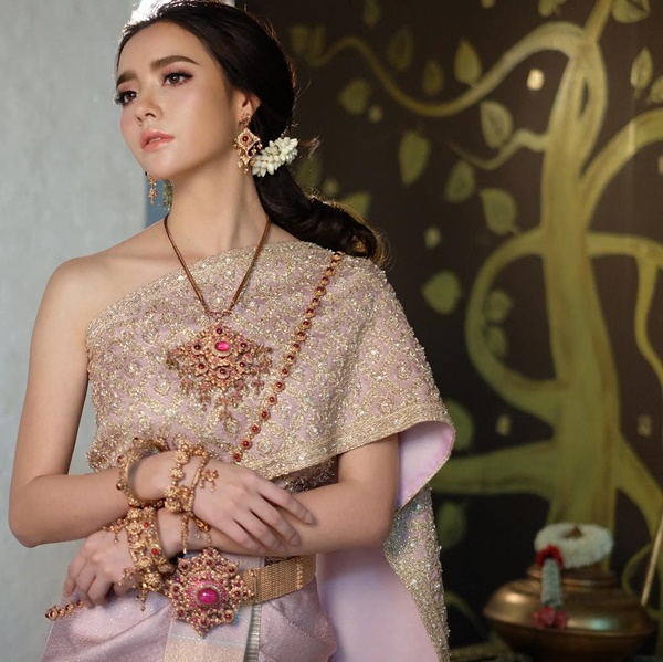 มุก มุกดา มุก มุกดา