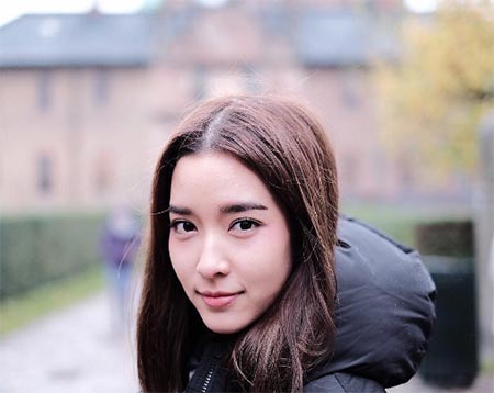 โม มนชนก โม มนชนก