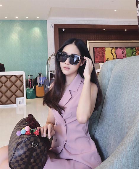 เม็ดพลอย the face เม็ดพลอย the face