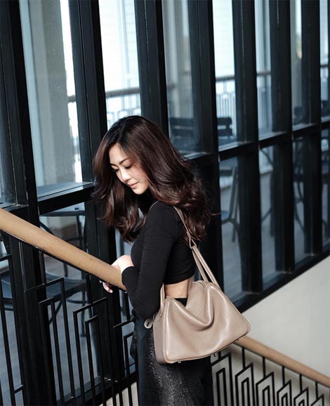 เม็ดพลอย the face เม็ดพลอย the face