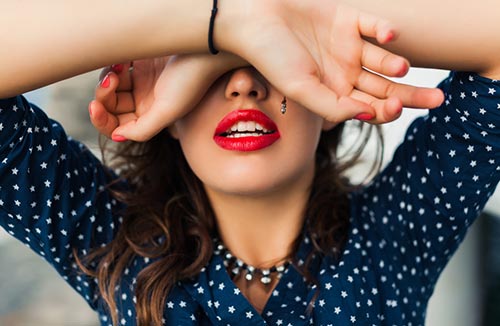 ลิปสติกสีแดง ลิปสติกสีแดง