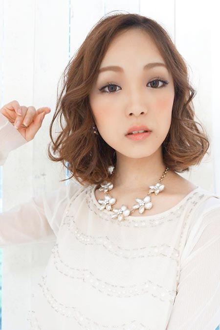 ผมสั้นดัด ผมสั้นดัด