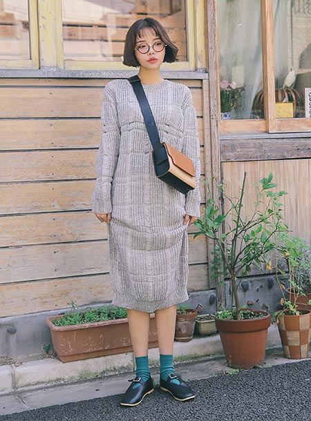 ชุดเดรสโทนสีสุภาพ ชุดเดรสโทนสีสุภาพ