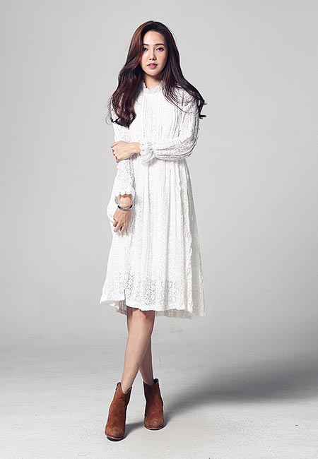 ชุดเดรสโทนสีสุภาพ ชุดเดรสโทนสีสุภาพ