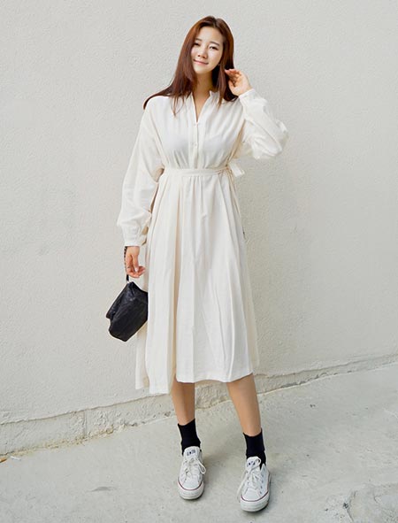 ชุดเดรสโทนสีสุภาพ ชุดเดรสโทนสีสุภาพ