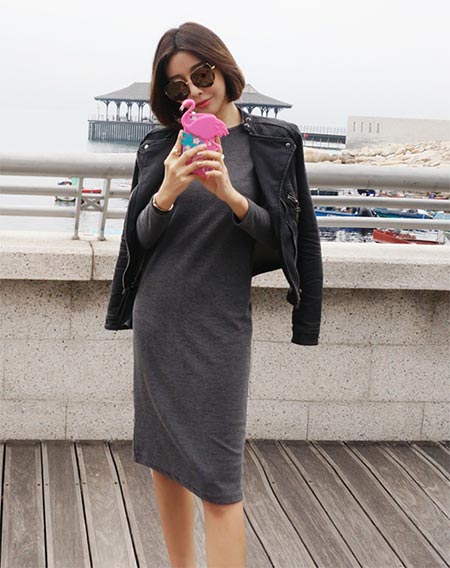 ชุดเดรสโทนสีสุภาพ ชุดเดรสโทนสีสุภาพ