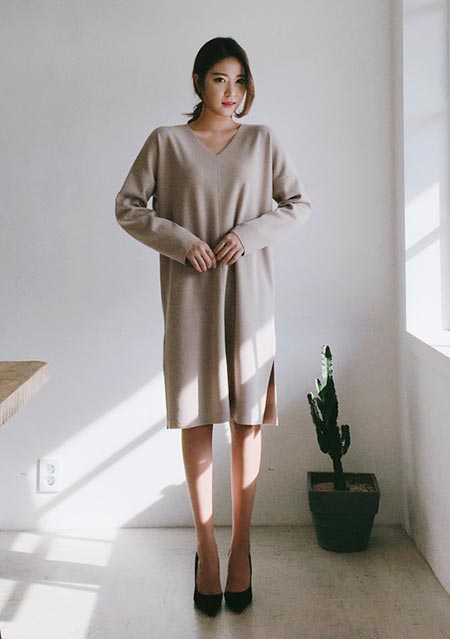 ชุดเดรสโทนสีสุภาพ ชุดเดรสโทนสีสุภาพ