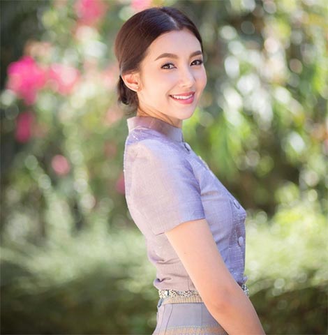 แต่งหน้าชุดไทย แต่งหน้าชุดไทย