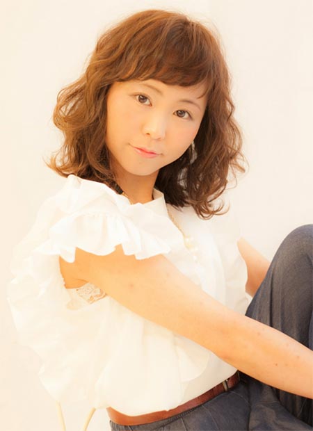 ทรงผมสั้นดัดลอน ทรงผมสั้นดัดลอน