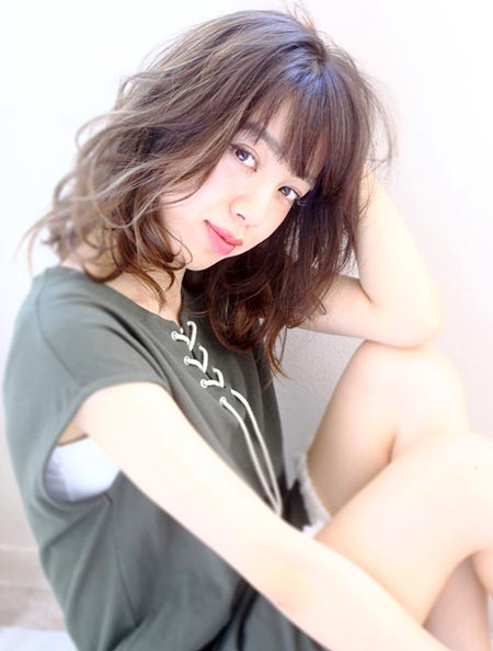 ทรงผมสั้นดัดลอน ทรงผมสั้นดัดลอน