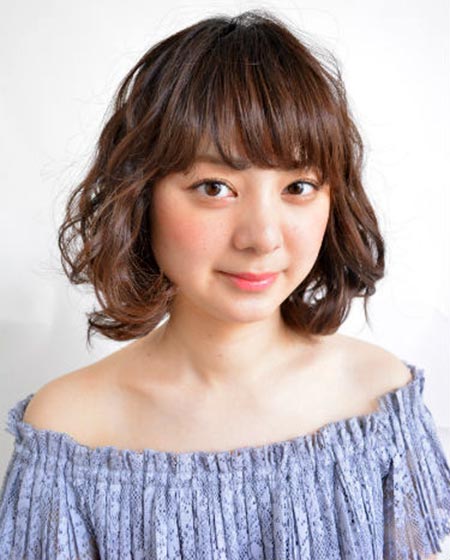 ทรงผมสั้นดัดลอน ทรงผมสั้นดัดลอน