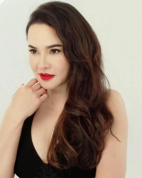 ทรงผมผู้หญิง วัย 40+ ทรงผมผู้หญิง วัย 40+