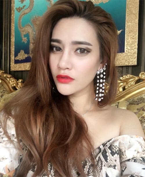 ตาล ลีโอเกิร์ล ตาล ลีโอเกิร์ล