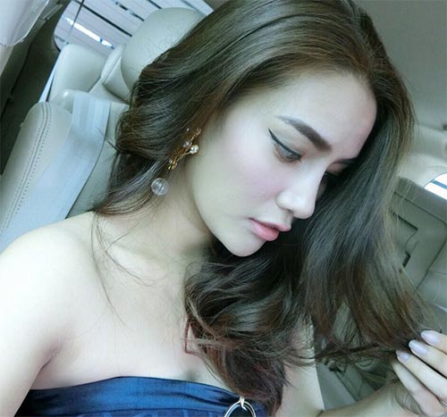 ตาล ลีโอเกิร์ล ตาล ลีโอเกิร์ล