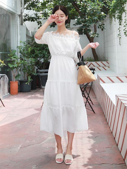 แต่งตัวสีขาว แต่งตัวสีขาว