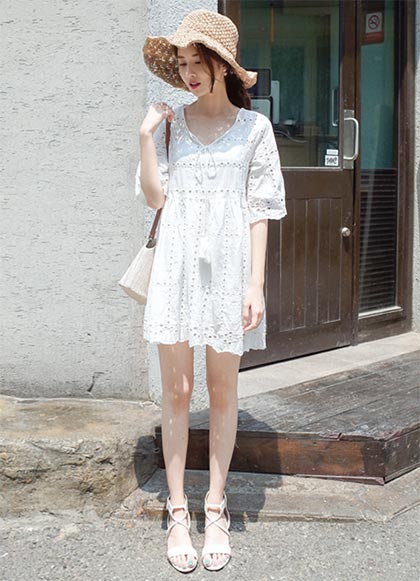 แต่งตัวสีขาว แต่งตัวสีขาว