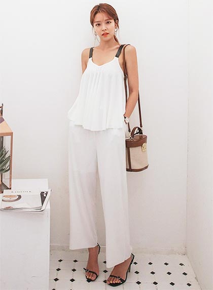 แต่งตัวสีขาว แต่งตัวสีขาว