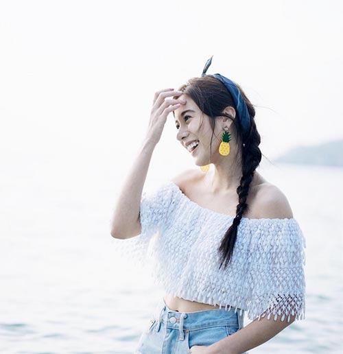 แต่งตัวกับผ้าผูกผม แต่งตัวกับผ้าผูกผม