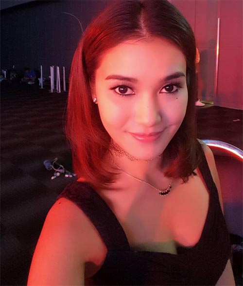 ชมพู่ ก่อนบ่าย ชมพู่ ก่อนบ่าย