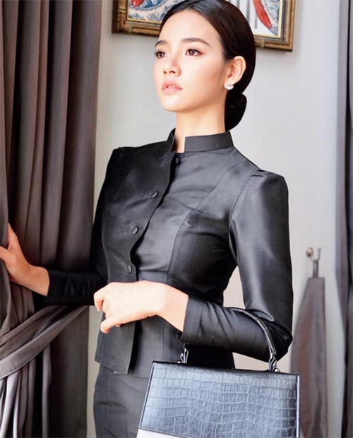 ชุดไทยจิตรลดาสีดำ ชุดไทยจิตรลดาสีดำ