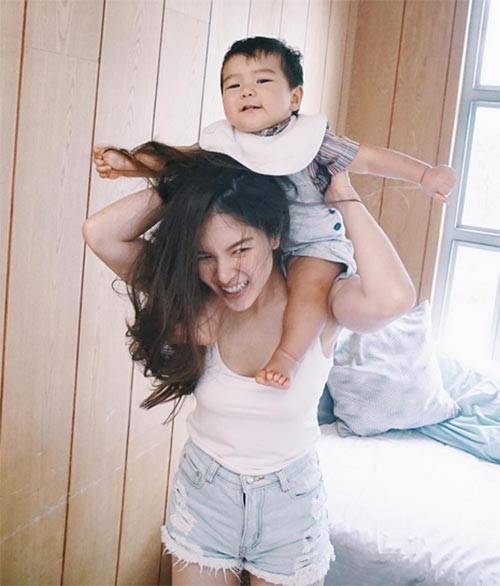 แม่ลูกดารา แม่ลูกดารา