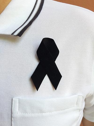 การแต่งกายไว้ทุกข์ การแต่งกายไว้ทุกข์