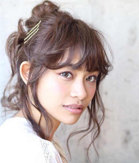 ทรงผมออกงานผมยาว ทรงผมออกงานผมยาว