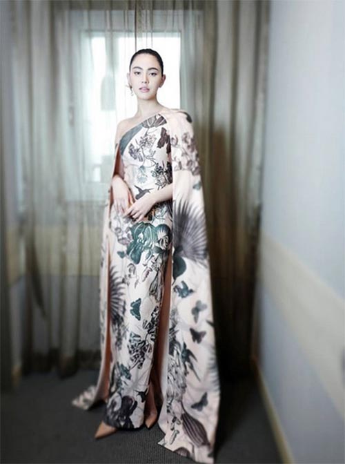 ชุดราตรียาวดารา ชุดราตรียาวดารา