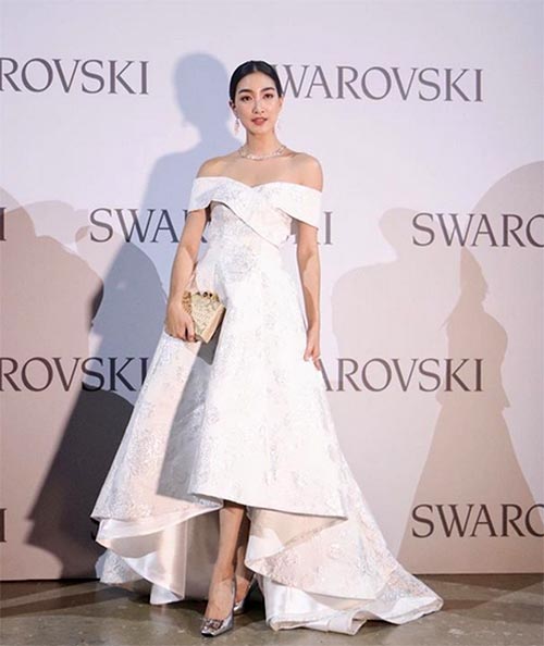 ชุดราตรียาวดารา ชุดราตรียาวดารา