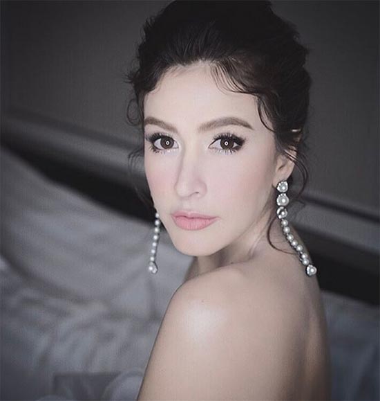 ต่างหูดารา ต่างหูดารา