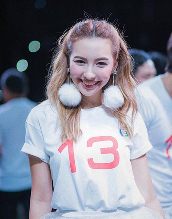 ต่างหูดารา ต่างหูดารา