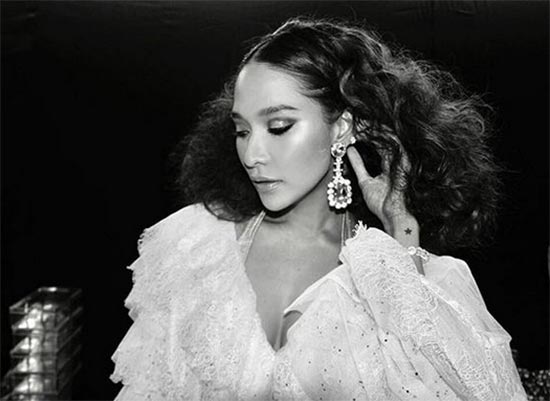 ต่างหูดารา ต่างหูดารา