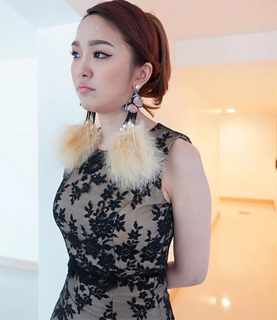 ต่างหูดารา ต่างหูดารา