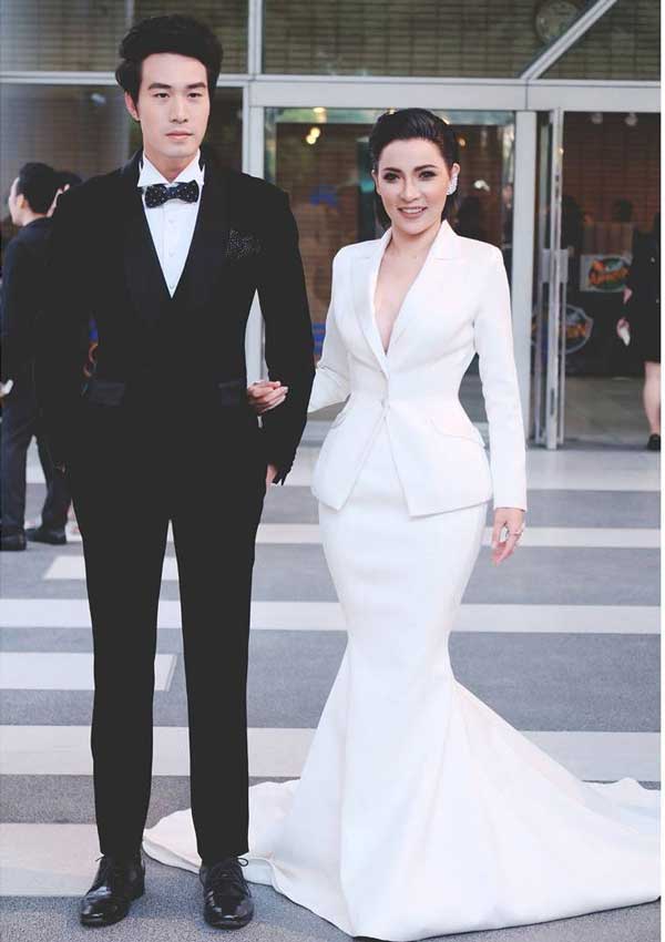 ต้นหอม ศกุนตลา ต้นหอม ศกุนตลา