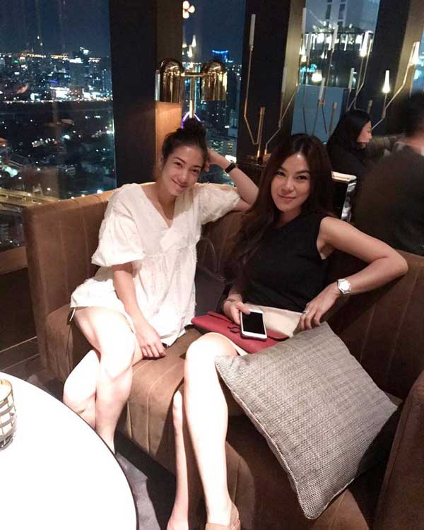 ไฮโซจิ๊บ เสาวนีย์ ไฮโซจิ๊บ เสาวนีย์